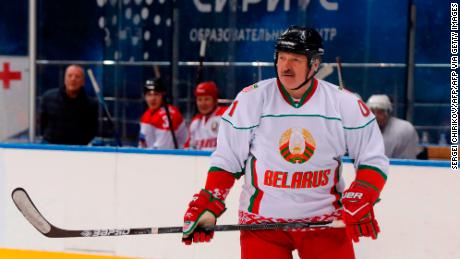&#39;Better to die standing than to live on your knees,&#39; says Belarus President Alexander Lukashenko at ice hockey match