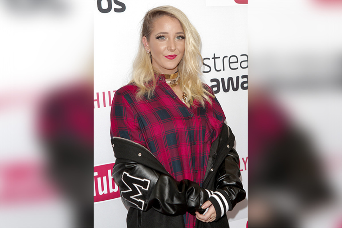 Jenna Marbles signs off amid blackface video backlash... for now