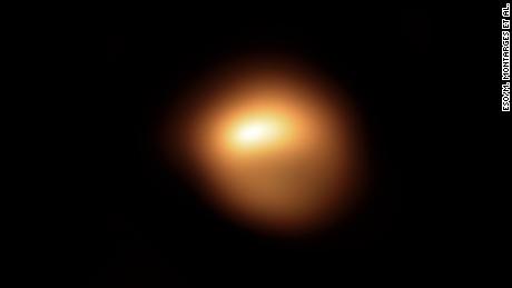 Betelgeuse, the curiously dimming star, may be covered in giant star spots 