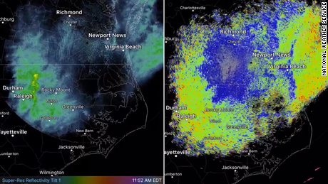 There are so many dragonflies that they&#39;re showing up on weather radar