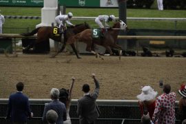 Churchill Downs changes course for Derby, won't allow any fans