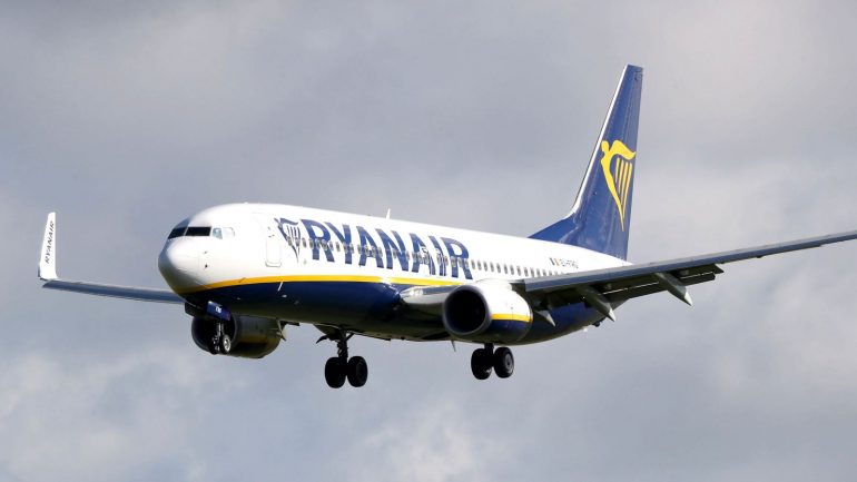 Ryanair adverts have been banned after they were judged to be misleading