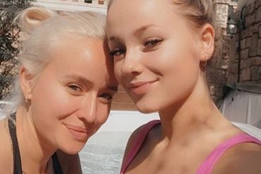 Wow! Emmerdale star Sammy Winward, 34, (left) stunned fans on Tuesday, when she shared a snap of her lookalike daughter Mia, 15, (right) on Instagram