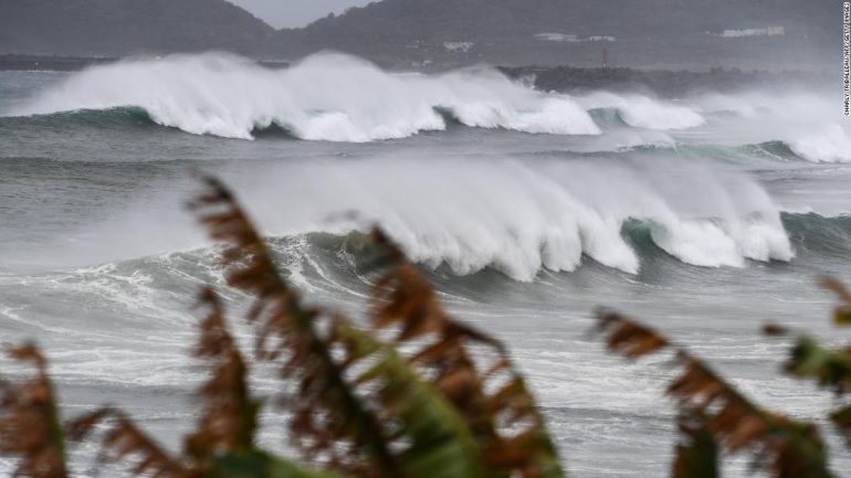 Typhoon Heishen: Strong storm evacuates thousands of barrels to Japan and Korean Peninsula