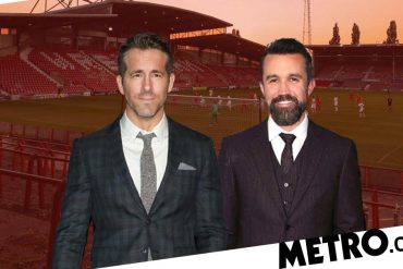 Ryan Reynolds and Rob McLaughlin in talks to buy Rexham AFC