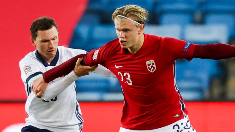 Striker Erling Holland catches the ball for the Norwegian attack in Oslo