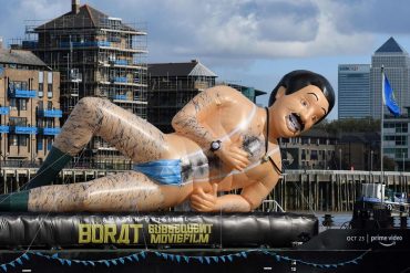 Giant Borath, wearing a trademark monkey, saw the bursting Thames flowing down the Thames