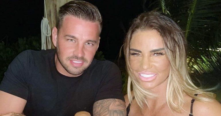 Katie Price shares graphic images of injured legs after snorkeling in the Maldives