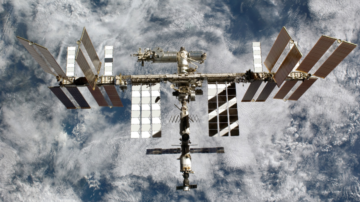 A Busted Toilet The night of a serious breakdown in the ISS began

