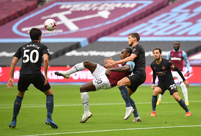 Foden saves Manchester City from a West Ham draw