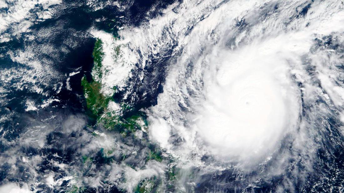 Philippines Hurricane: Super Hurricane Goni causes two landslides after a hurricane

