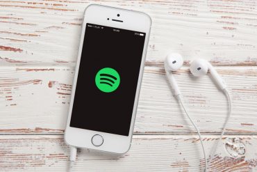 Spotify is considering a subscription package for podcasts