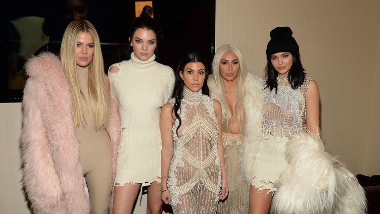 (L to R) Chloe Kardashian, Kendall Jenner, Courtney Kardashian, Kim Kardashian West, Kylie Jenner