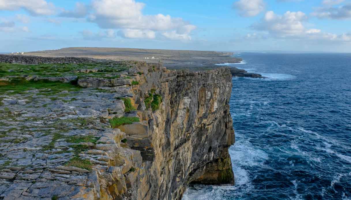 Islands-Aran-Cliffs-Ireland