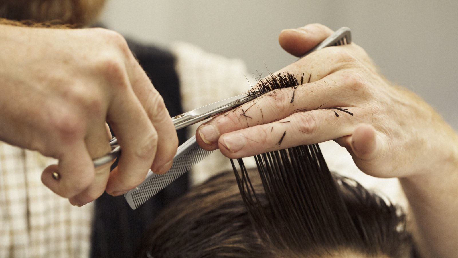 Hairdressers want to stay on the fourth level of the plan

