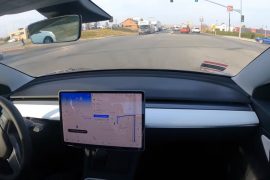 The Tesla travels 576 km without touching the steering wheel