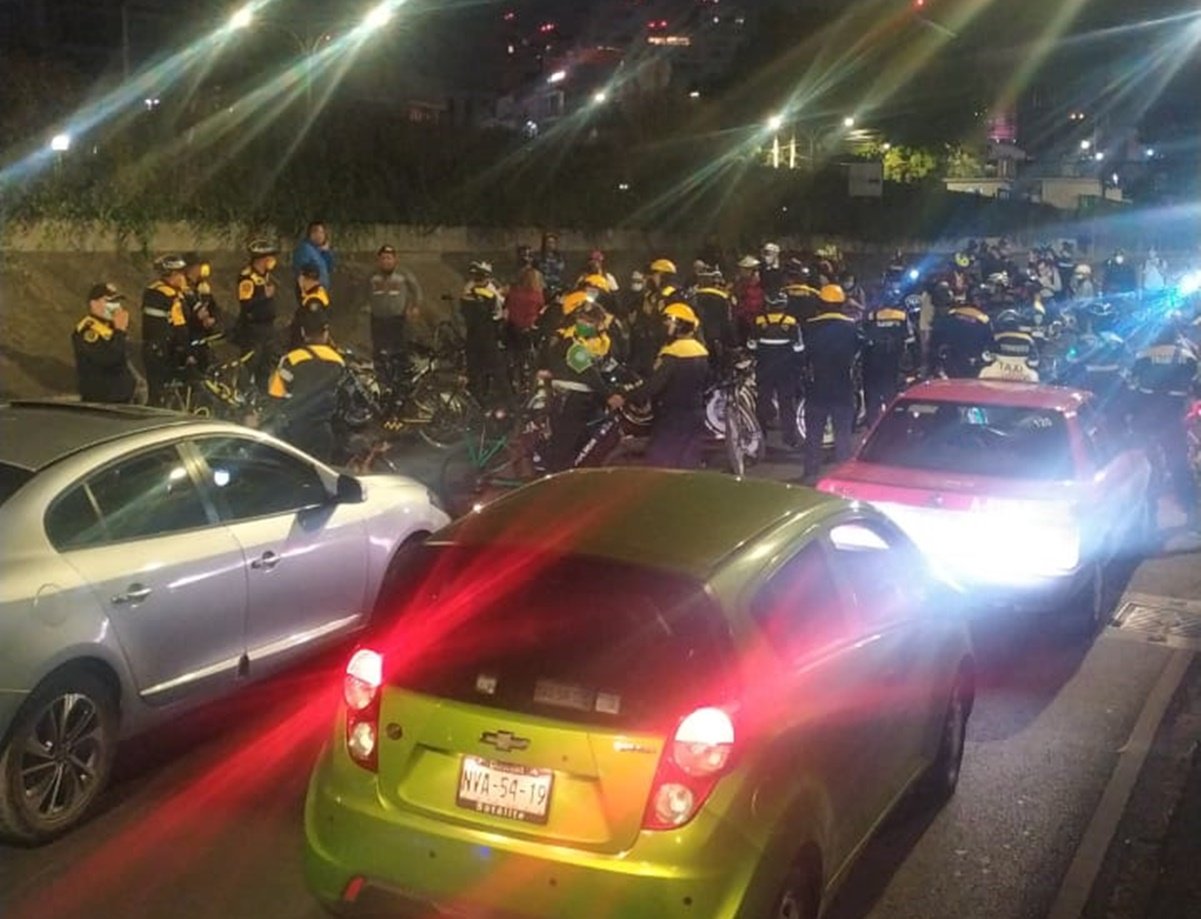 Policías capitalinos se enfrentaron con ciclistas que se manifestaban por las recientes muertes en accidentes viales