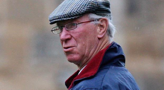 Jackie Charlton dies, Italy lead Ireland to 90 quarter-finals