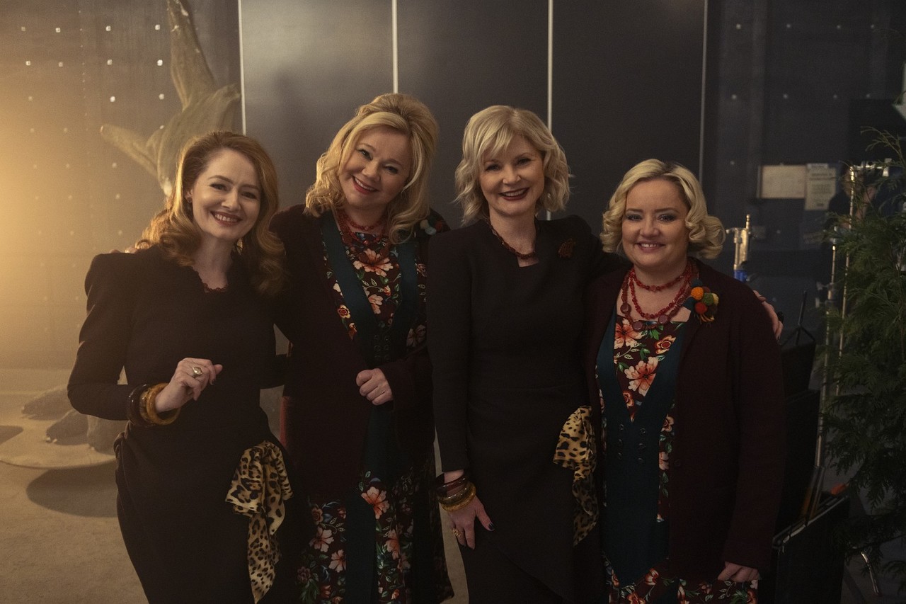 All the aunts together: (from left) Miranda Otto as Zelda, Caroline Rhea as Hilda, Beth Broderick as Zelda, and Lucy Davis as Hilda Spellman 