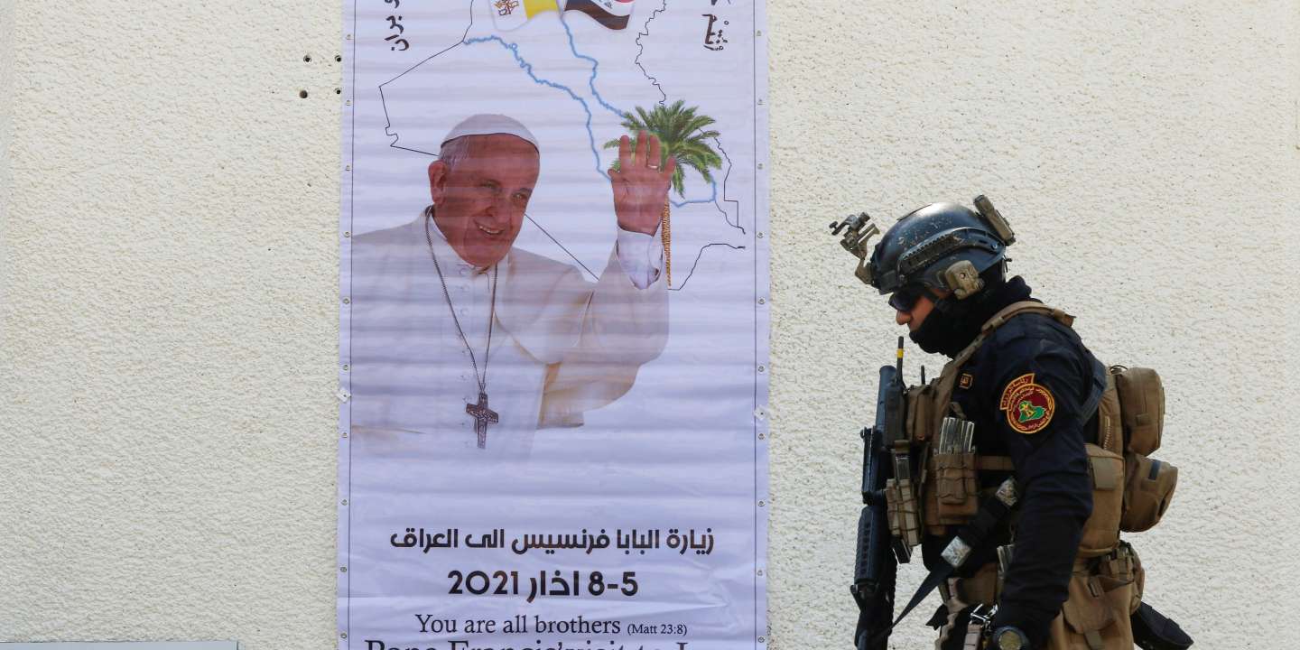 Ahead of the pope's visit, rockets were fired at an anti - jihadist coalition base in Iraq

