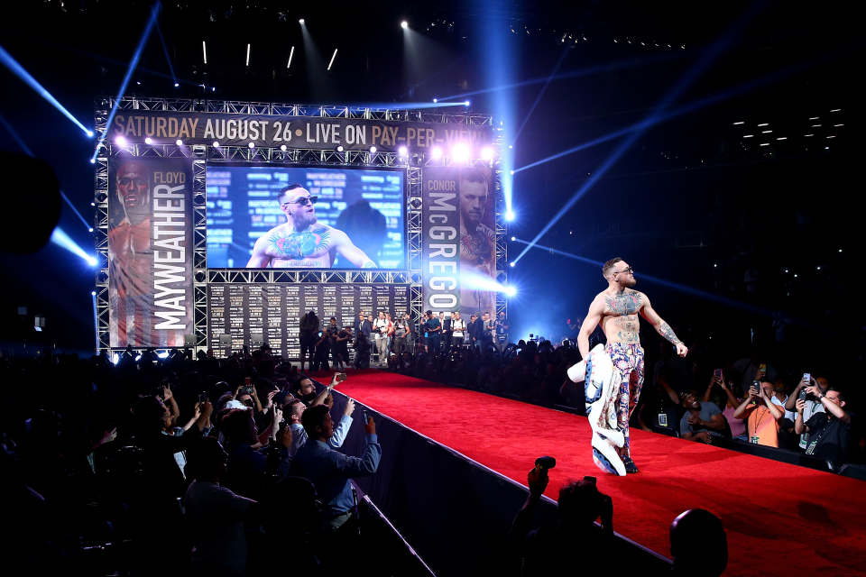 McGregor scored nine points in his professional boxing debut against Mayweather