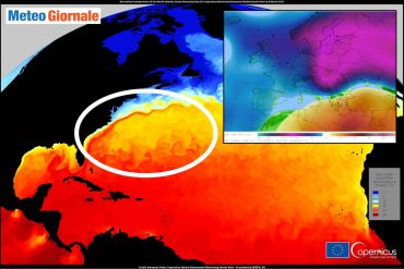 Stop Gulf Stream THOUSAND like never before in years.  Cold weather