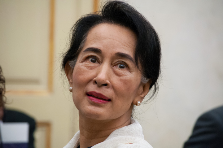Lady, Aung San Suu Kyi must be protected.  History of Michael Scarbunchi
