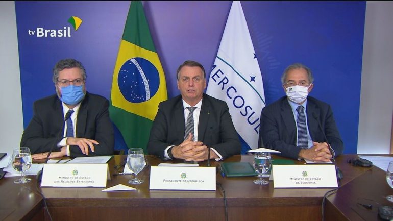 Bolsonaro opposes expanding trade with countries outside the group, at Mercosur's 30th meeting |  Policy