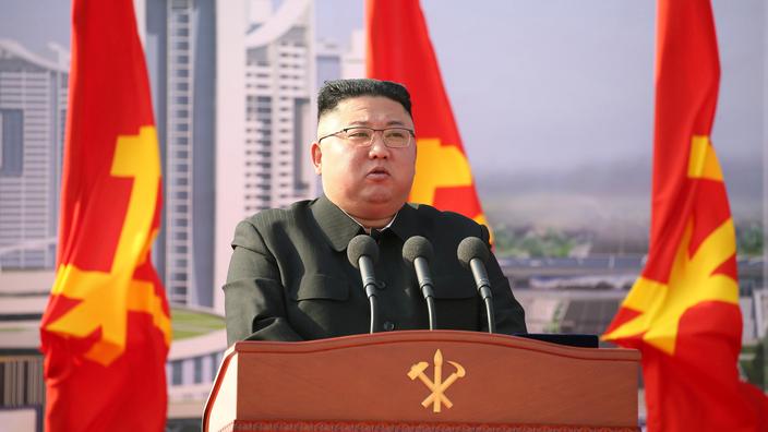 Le dirigeant nord-coréen Kim Jong Un assiste à une cérémonie à Pyongyang, le 24 mars 2021.