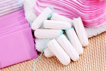 Ireland: Liddle distributes free tampons and sanitary towels to women