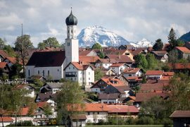 Build column - Bavaria's new mega trend - people