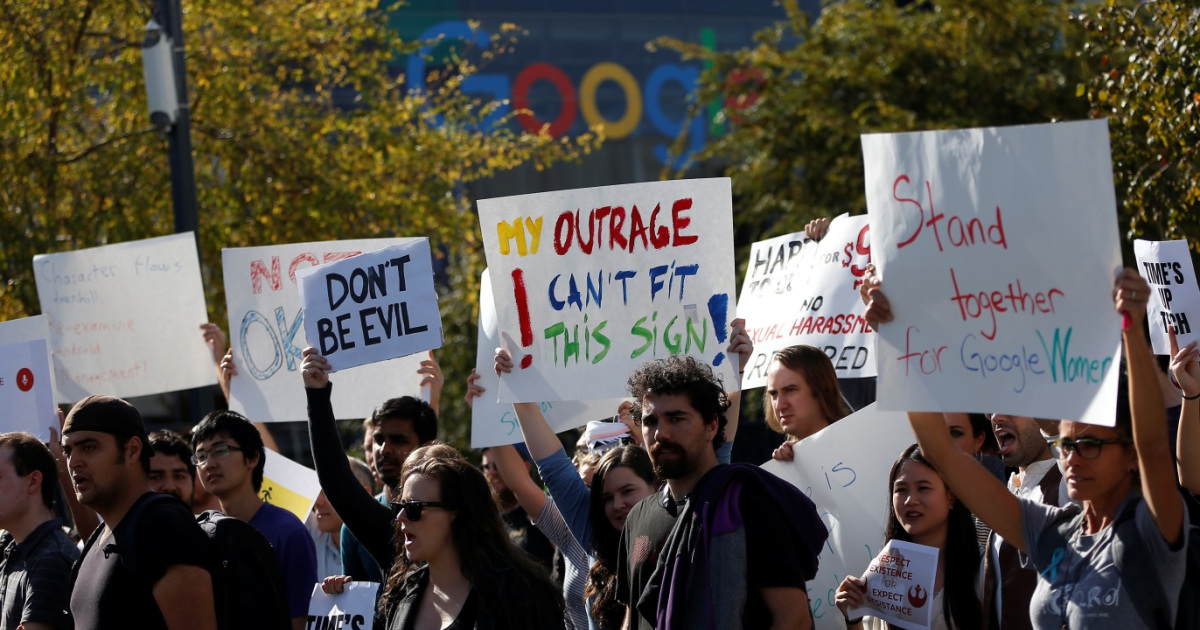 Google threatens to fire employees if they force them to return to their offices

