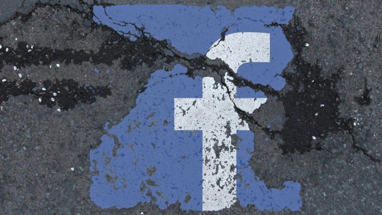 Here's a quick and free way to file a lawsuit against Facebook