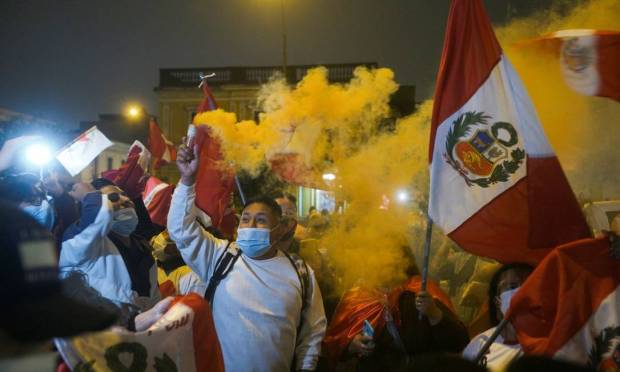 Followers of Peruvian presidential candidate Keiko Fujimori protest against the imminent victory of leftist teacher Pedro Castillo in Lima, Peru Photo: Alessandro Cinque / REUTERS