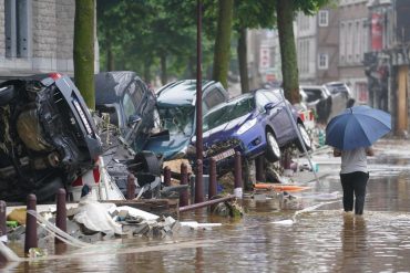 Floods in Belgium: "Let those who can leave the city of Liege abandon it", the mayor warns