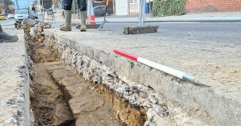 Hadrian's wall was found under a busy road in England - SoCientífica