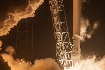 SpaceX launches Dragon Capsule with supplies for ISS  The Falcon 9 landed on the ship