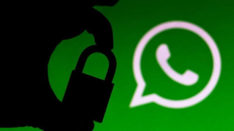 Irish authorities have a month to decide on data protection against Whatsapp- EURACTIV.com