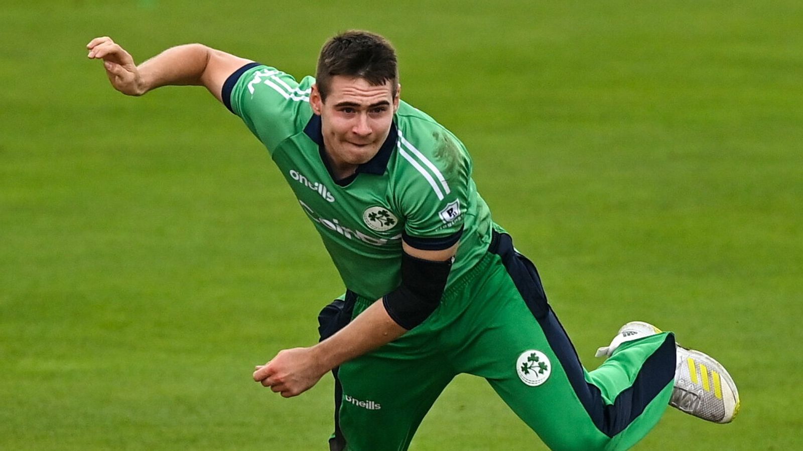 Josh Little: Irish bowler wants to recreate T20 World Cup glory


