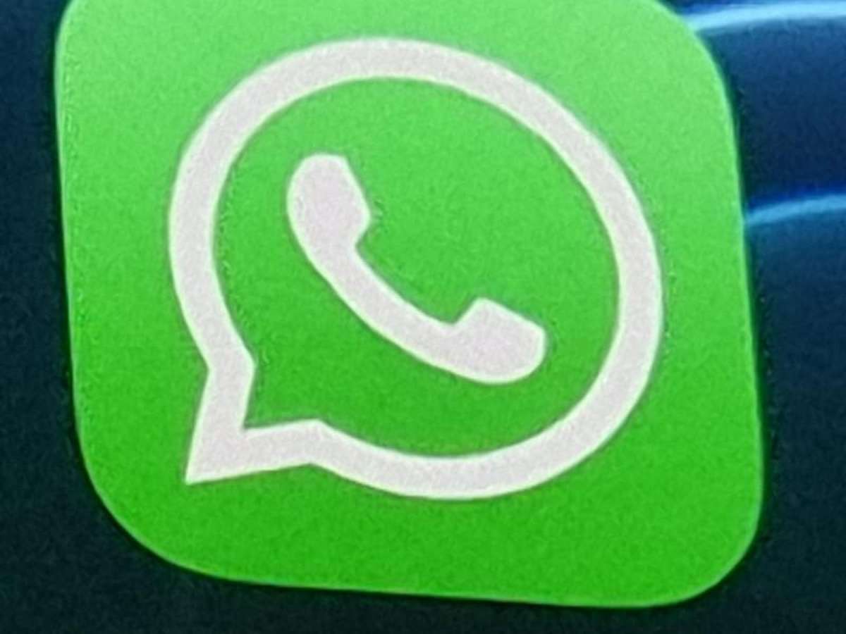 WhatsApp Irland muss wegen Verstößen gegen die DSGVO viel Strafe zahlen. Foto: Christoph Dernbach/dpa/dpa-tmn Foto: dpa