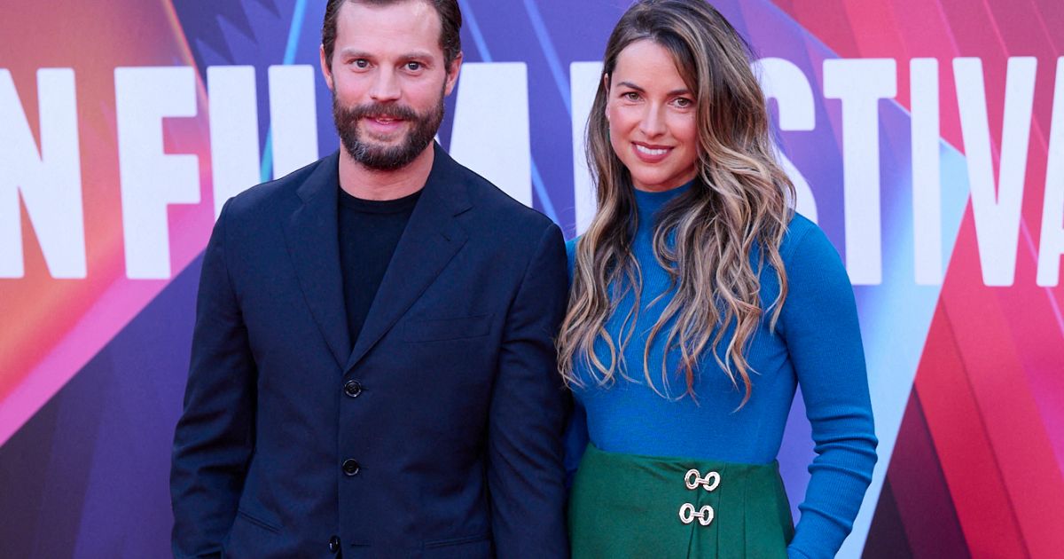 Jamie Dornan goes crazy about his wife Amelia on the red carpet with the golden goddess Kaitriona Balfe 