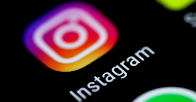 Once again, Instagram and Facebook have fallen around the world