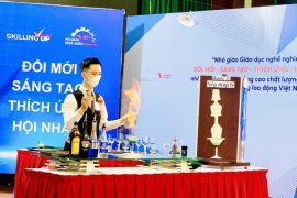 The 'fiery' mixture helped teacher Qian Jiang to win first prize nationwide