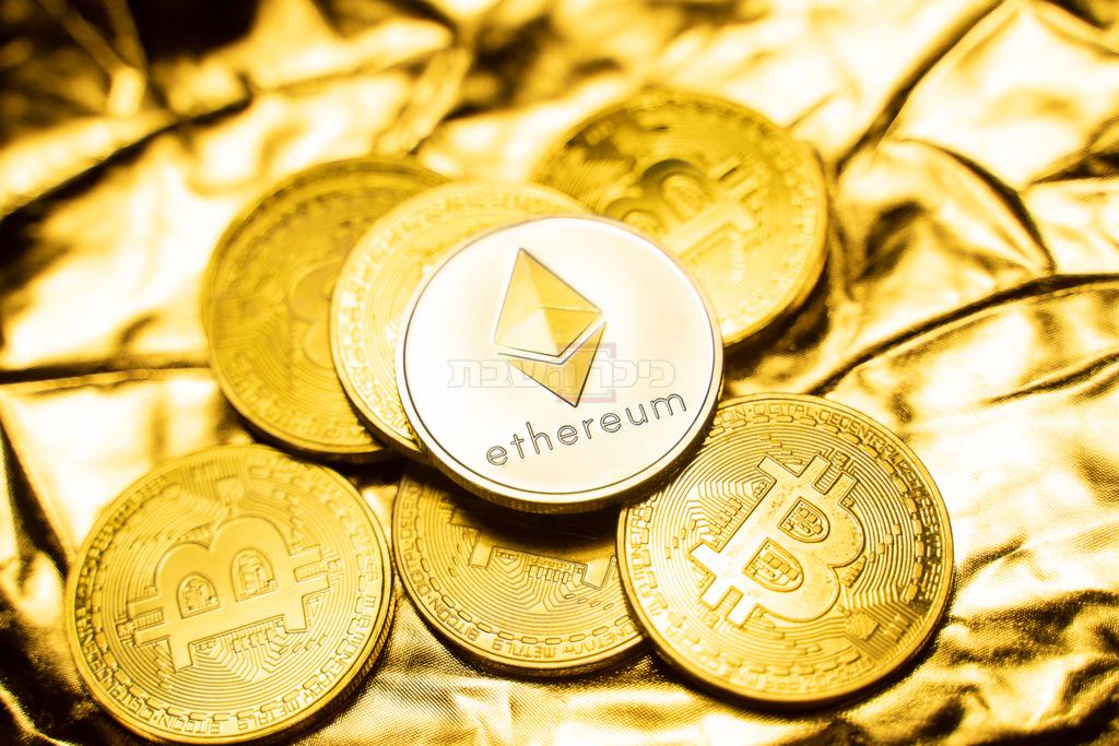 Bitcoin and Ethereum (Shatterstock) coins