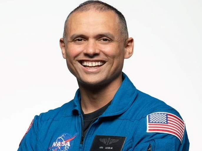 Anil Menon NASA: The first space station, the Moon, will go to Mars from there;  NASA selects Anil Memon - Marathi News |  NASA has selected Indian-born Dr Anil Menon as an astronaut for future missions to the moon and Mars.