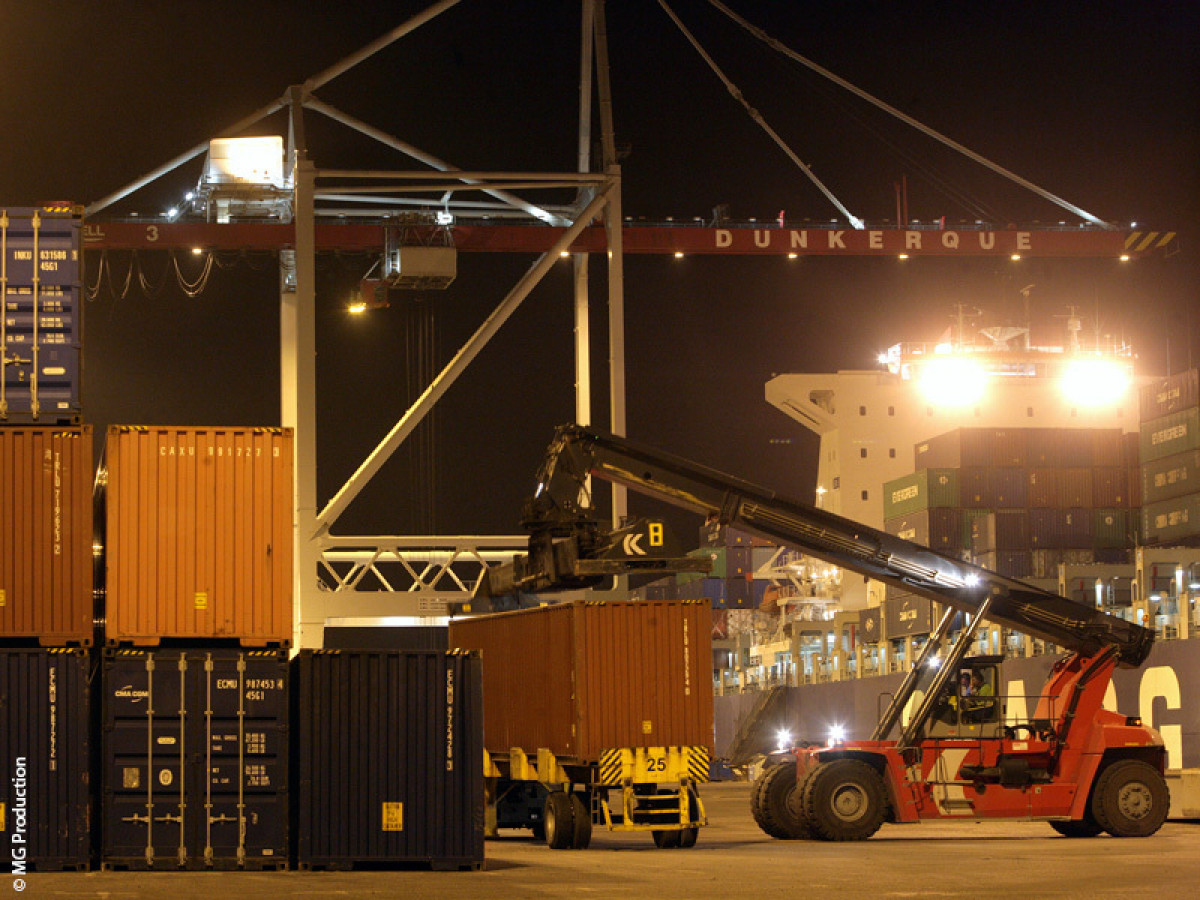 Dunkirk Port: 12 12 million investment to double railway lines dedicated to container terminal

