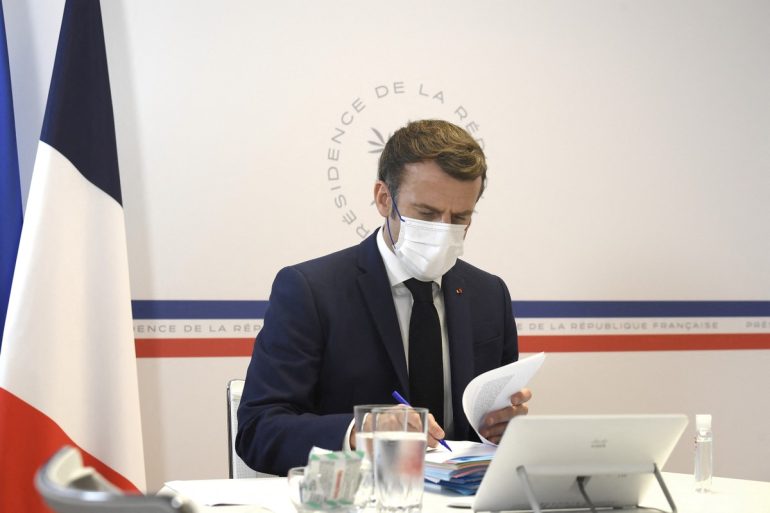 France registers 180,000 new Covid-19 cases in 24 hours, setting a record since the beginning of the Pandemic |  The world