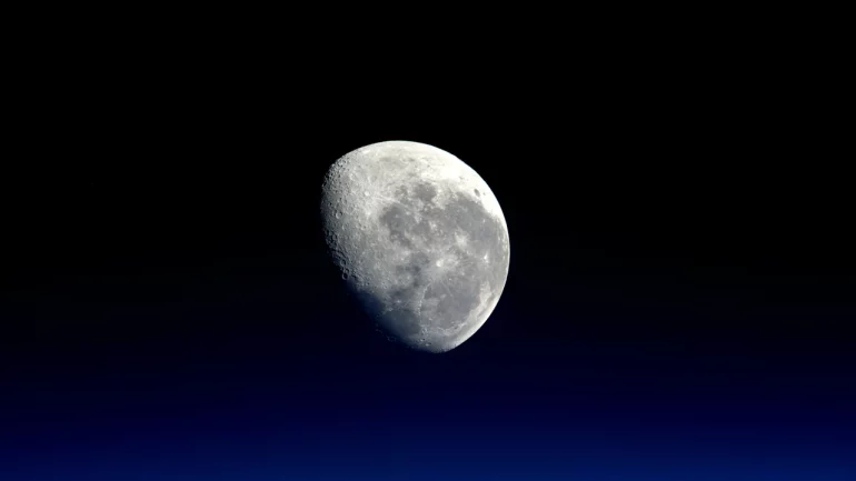 What exactly happens when the moon disappears?