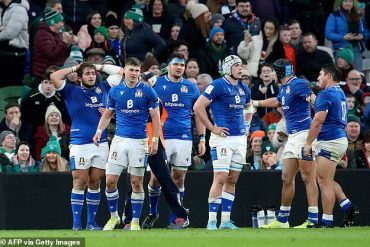 France are strong in the six-man playoffs
