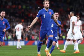 England and Spain won by a narrow margin in national friendly matches